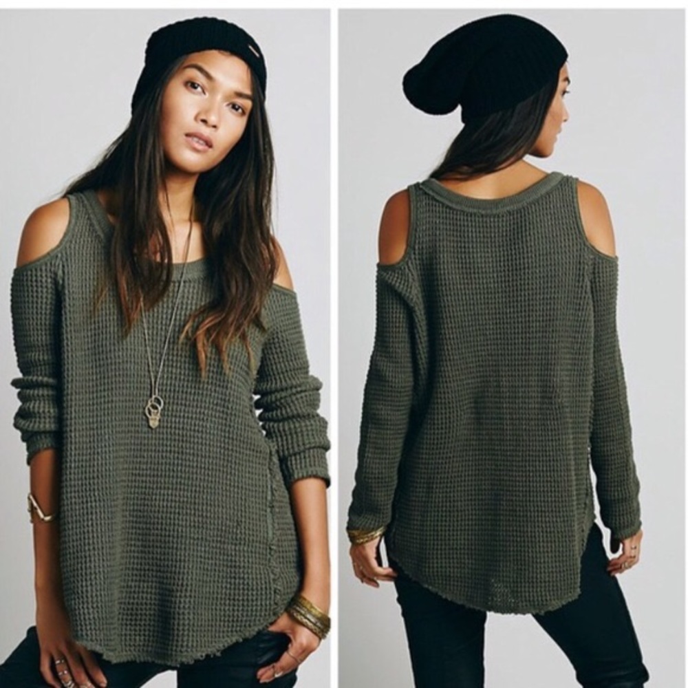 Free People Cold Shoulder Sweater XS